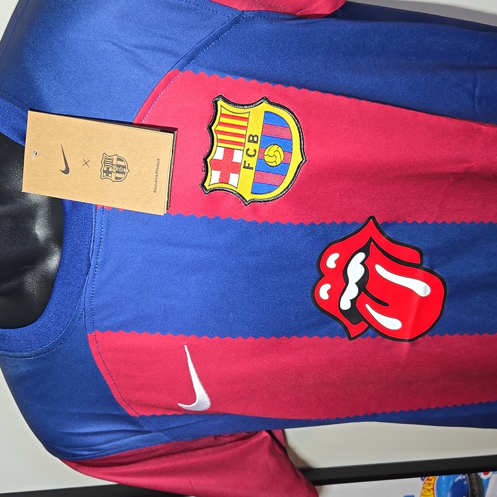F.C. Barcelona X Rolling Stones 24/25 Home Kit Fan Jersey - Picture 5 of 9